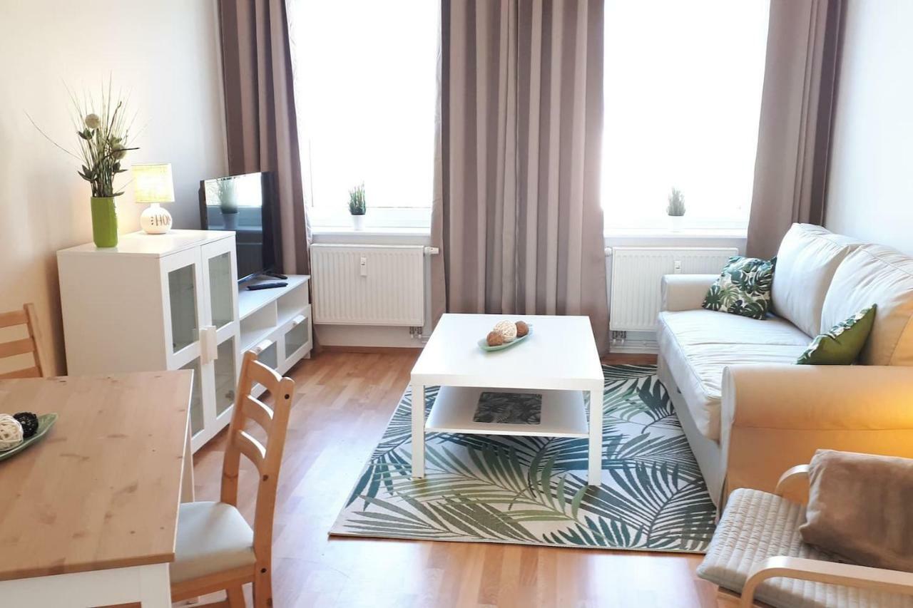 Ferienwohnung Mit Seeblick Brandenburg  Esterno foto